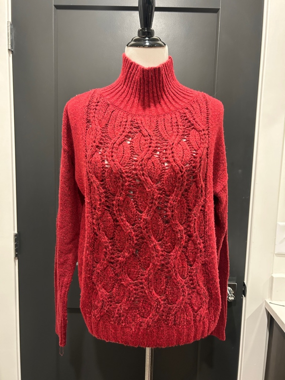 White House Black Market M Red Cable-Knit Turtleneck Sweater